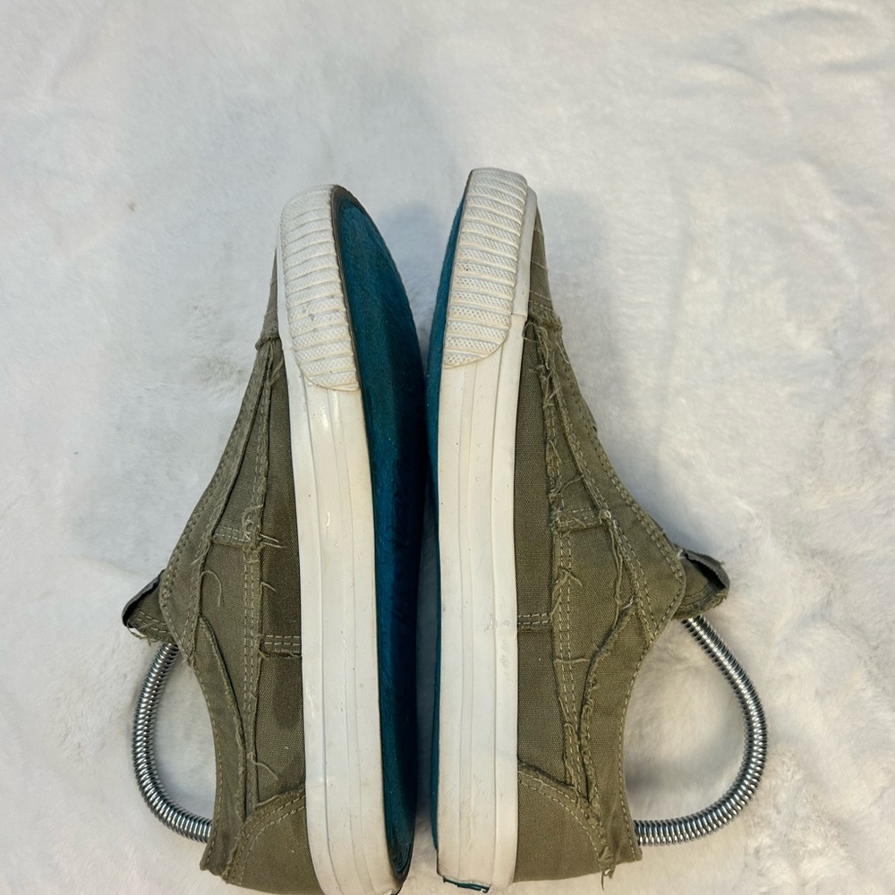 Blowfish Malibu Slip On sneakers Women’s 8 olive canvas casual shoe - Picture 9 of 12